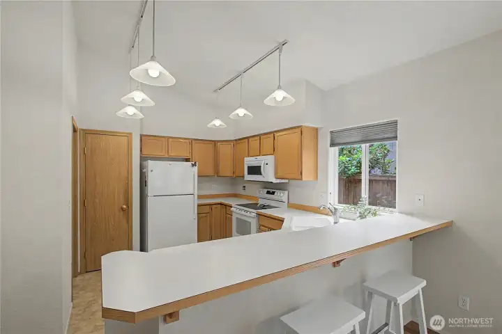 Kitchen with eating bar Kitchen with eating bar