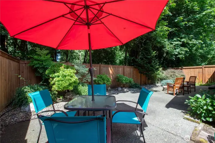 The spacious Outdoor patio has plenty of room for entertaining and just enjoying the quite neighborhood. The spacious Outdoor patio has plenty of room for entertaining and just enjoying the quite neighborhood.