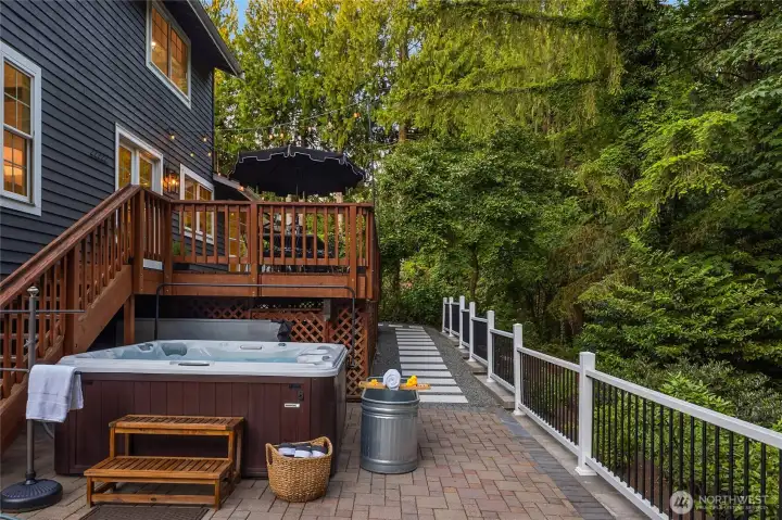Pristine spa and playful cold plunge option are ready for their next chapter of enjoyment and wellness.