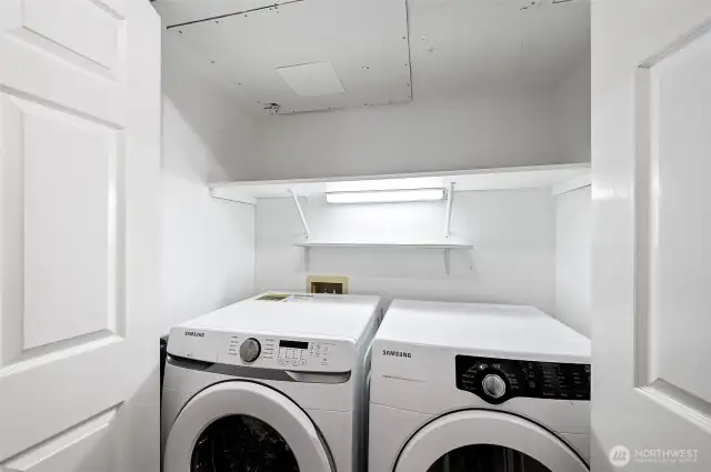 ull-sized in-unit laundry area, offering the ultimate convenience