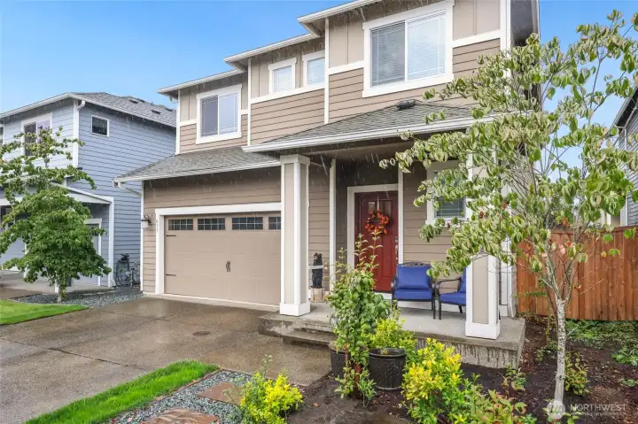 617 Birchwood-- a wonderful home in a welcoming neighborhood, close to freeway, shopping, and healthcare!