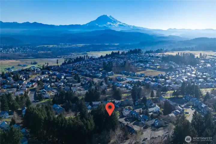 Beautiful views of the mountains.