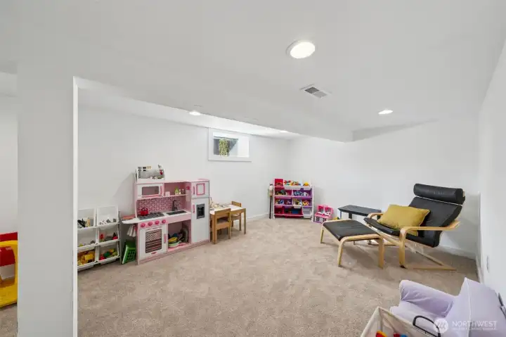 It's nice and neat now but no stress when it is a mess as it's on the lower level out of sight!