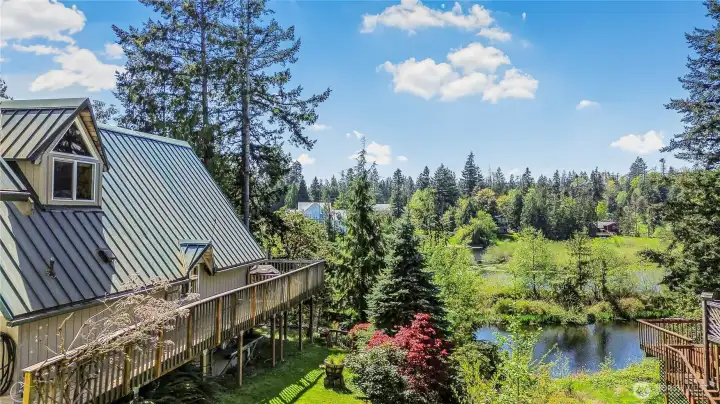 Lake waterfront with beautiful views!