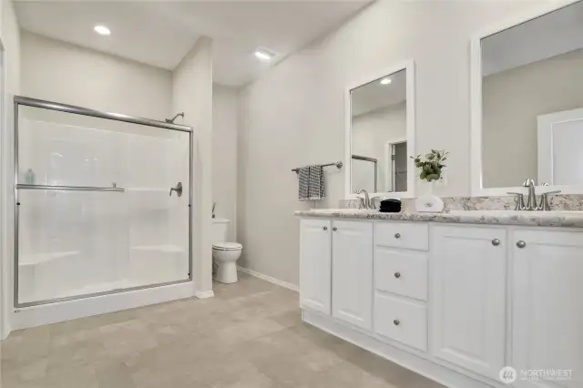 Primary Bathroom with double sinks!