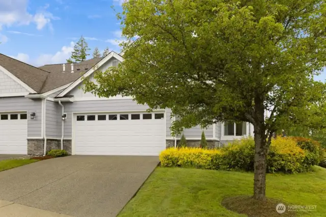 Let your home simplify your life in Simmons Heights.