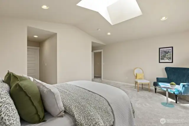 This room features a skylight. See the stars while lying in bed.