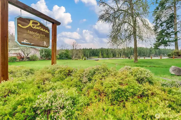 Riviera Interlachen Park