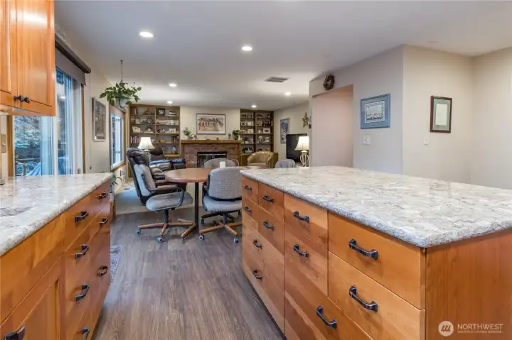 This kitchen has an abundance of handy drawers, including several with double layers to maximize storage & organization potential!