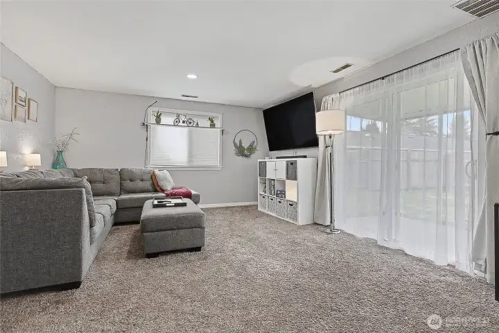 sliding doors to backyard