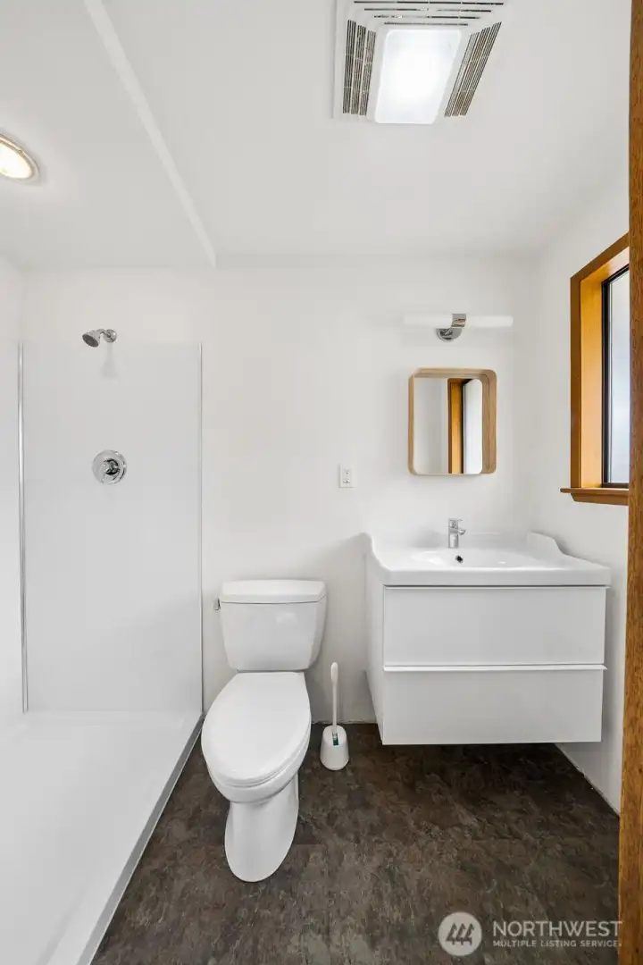 3/4 bath in primary just completed a few weeks ago.