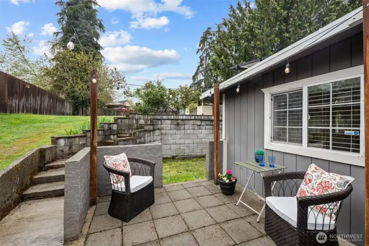 Very private backyard patio!
