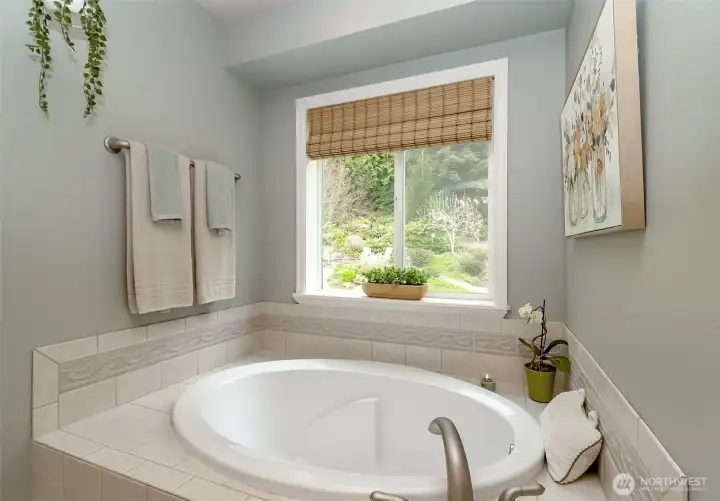 primary soaking tub