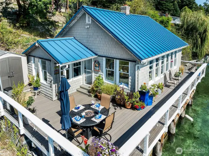 wrap around deck