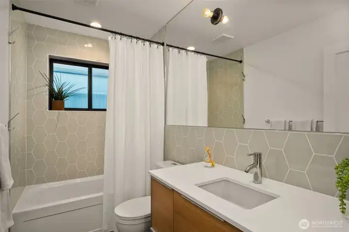 Secondary Bath