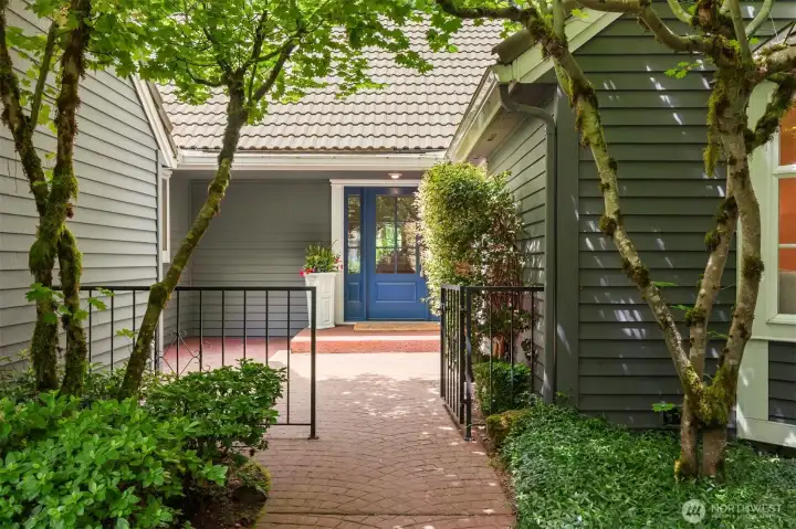 A welcoming courtyard! A welcoming courtyard!