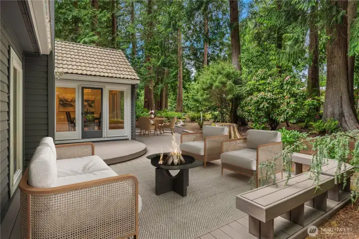 Just off the elegant dining room enjoy entertaining friends and take in the view of the lush natural landscape. Just off the elegant dining room enjoy entertaining friends and take in the view of the lush natural landscape.