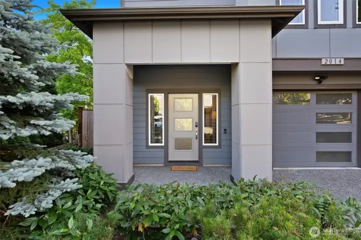 Built in 2017 - enjoy the privacy of a completely detached home situated on a sunny corner lot. Built in 2017 - enjoy the privacy of a completely detached home situated on a sunny corner lot.