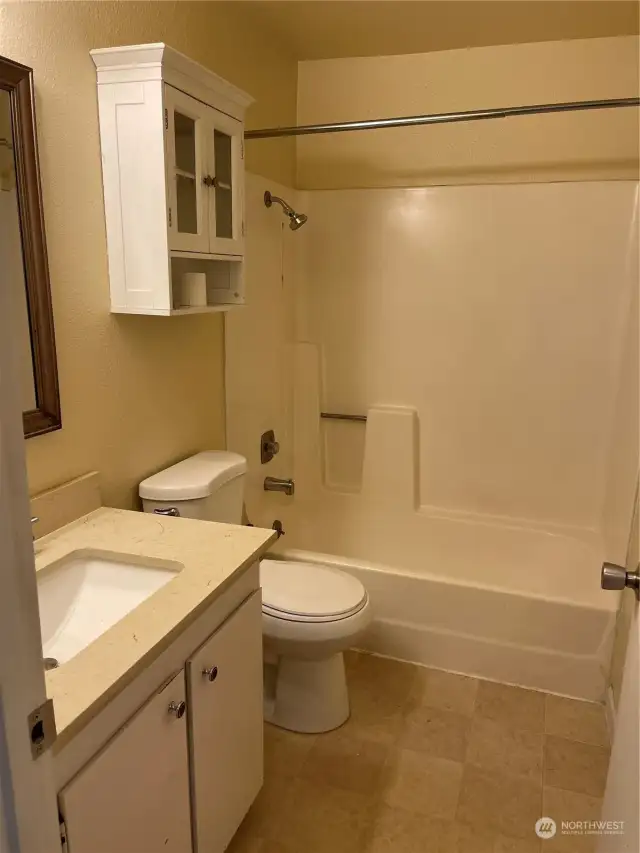 Unit D bathroom