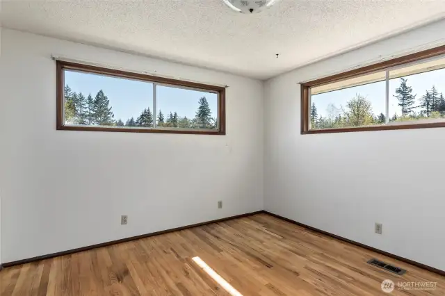 Upstairs Bdrm 1