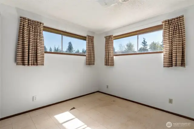 Downstairs Bedroom 3