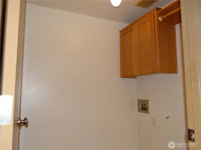 Laundry Room with Garagr Entry