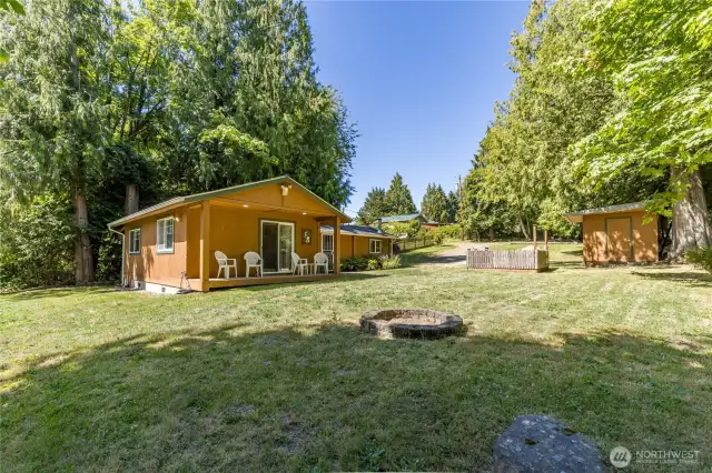 Mature trees offer fantastic privacy