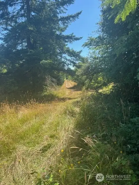 End of Blueberry Lane access