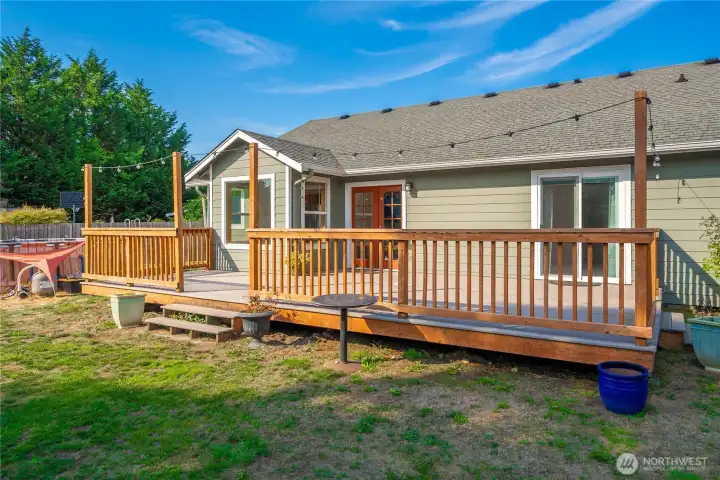 Another view of the back deck