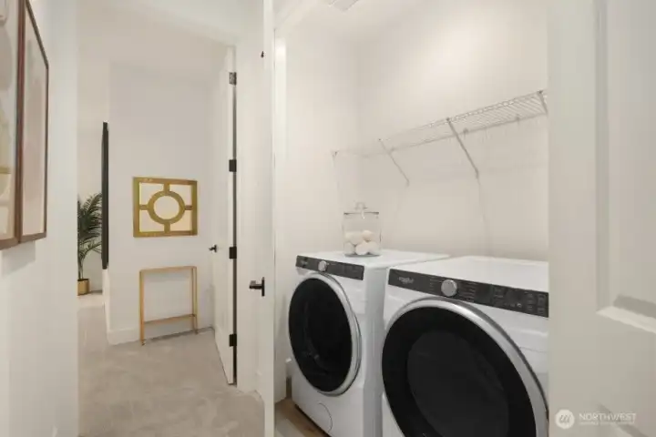 Laundry closet ( washer and dryer are included)