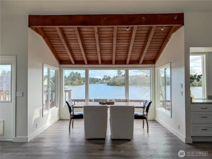 Dining room overlooking the Lake