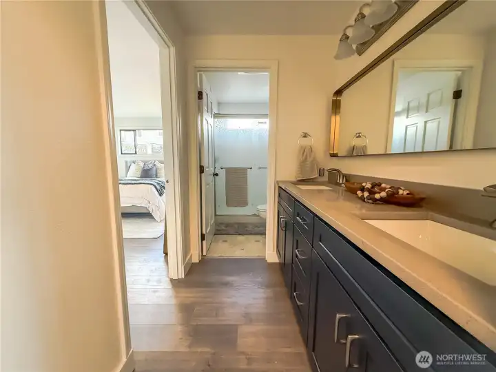 Main floor bathroom