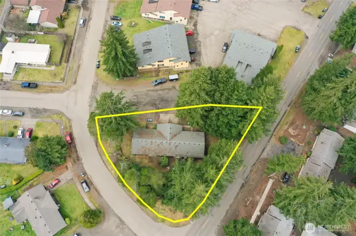 Property dimensions are approximate