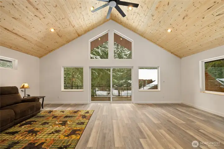 Brand new ADU above the shop!