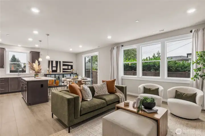 Very private rear yard!