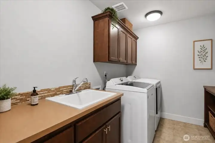 Spacious laundry room
