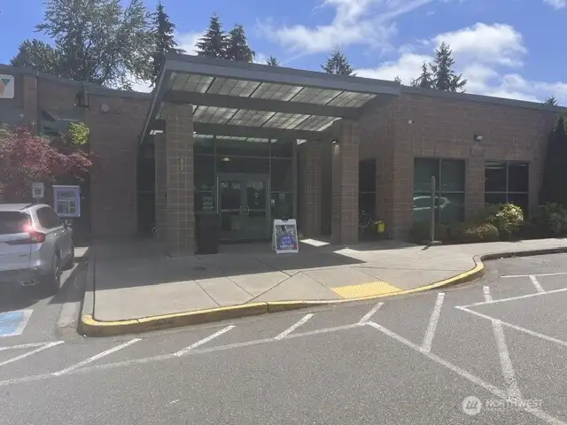 YMCA 1/2 block away
