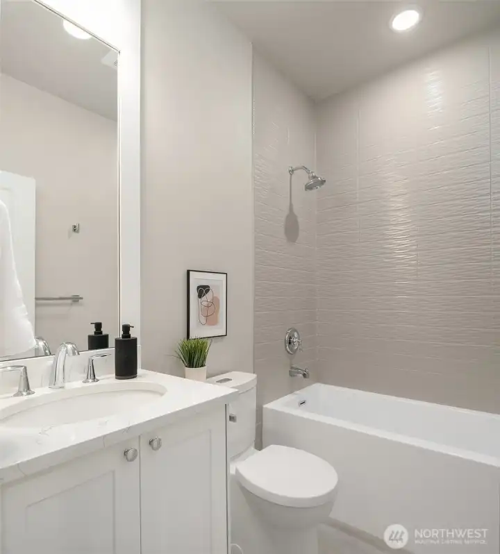 Full bath on main Full bath on main