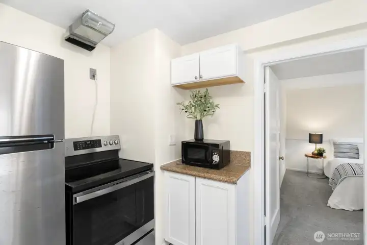 lower unit kitchen