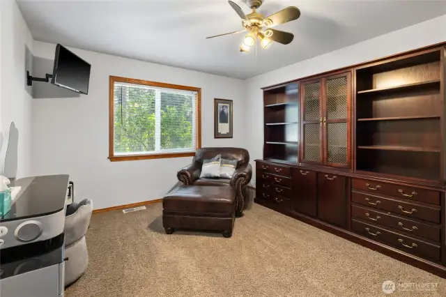 Guest Bedroom #2