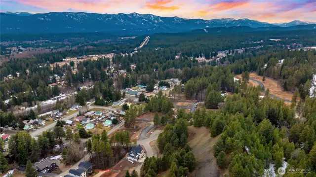 As the newest PNW master-planned community, enjoy 200+ acres of open space, trails & the Coal Trax Mt Bike Park. Soaring ceilings in the great roommake each day worthy of celebration & open floorplan appeals to entertaining. Covered deck & patio. Southern-facing homesites range from the mid600s- 900ks. Enjoy a variety of innovative & distinctive new home options with the best all-season recreation just moments away! Built for the future,indulge in a retreat just 90-min to Seattle. Plans and elevations are artist’s renderings only, may not accurately represent the actual condition of a home asconstructed and may also contain options and upgrades which are not included in the sale. Trailside Homes reserves the right to make changes to the floorplan, specifications, dimensions, design and elevations without prior notice. Stated dimensions and square footage are estimated and should not be usedas representations of the home’s actual size.
