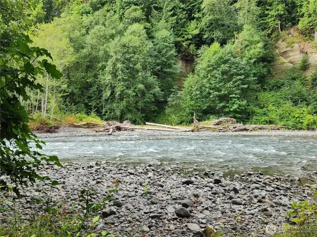 Community river park on the Dosewallips River