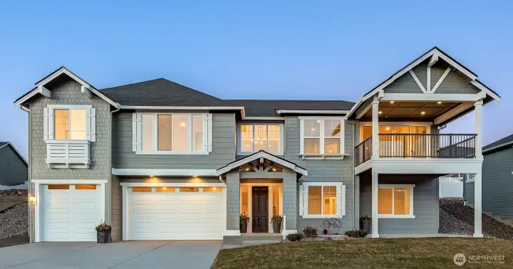 Beautiful Elegance -  Craftsman Style