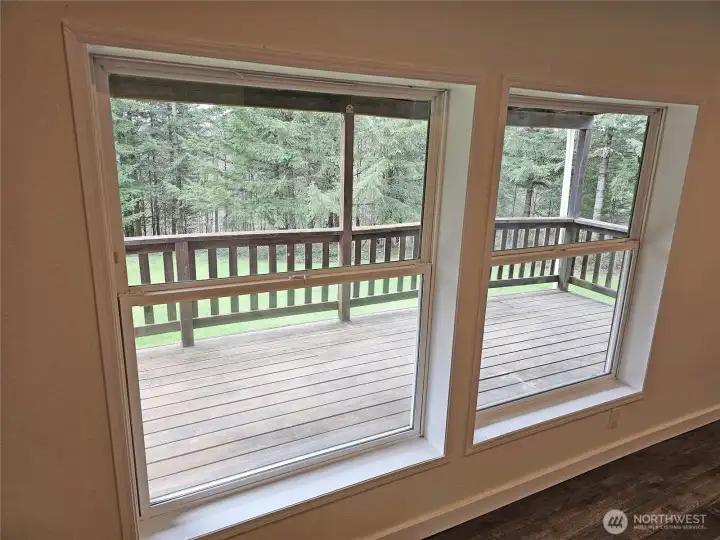 Good size covered BBQ deck for year round grillling events