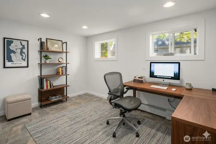 Additional room could be a 6th bedroom, office, studio, etc.