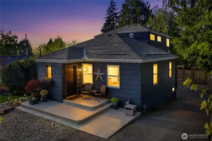 Wonderful home in quiet Arbor Heights.