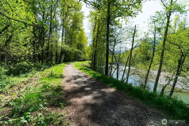 Direct Access to the South Fork Levee Trail and South Fork Snoqualmie River from west side of property, for walking, fishing, and year round outdoor recreational enjoyment