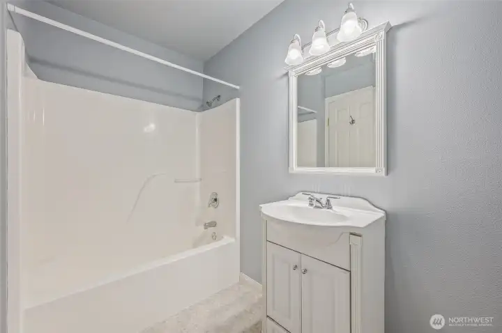 Upstairs Full Bath