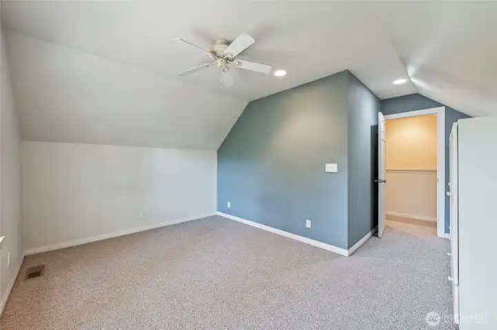 Upstairs Bedroom 3