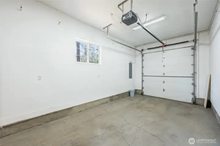 Attached Garage